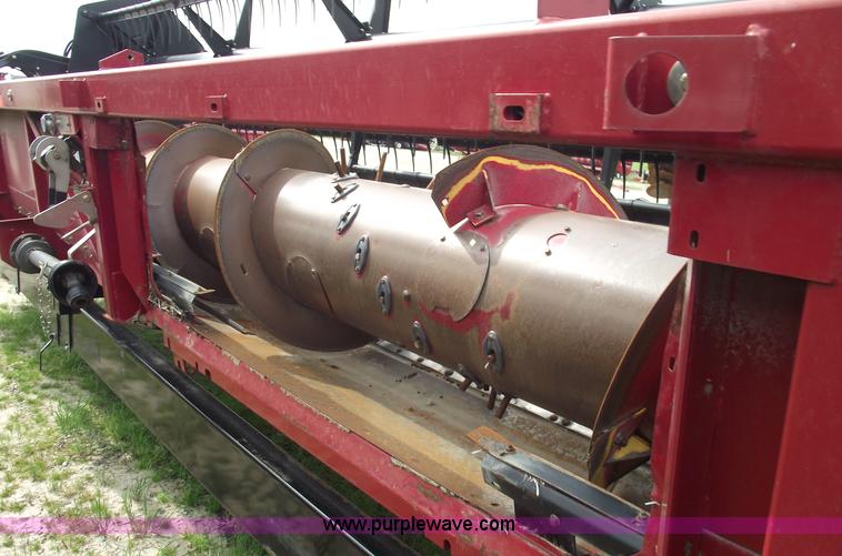 image for item 5548 2006 Case IH 2020 30' flex head