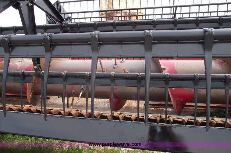 image for item 5548 2006 Case IH 2020 30' flex head