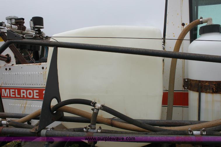 image for item 6214 1992 Melroe 220 spray coupe