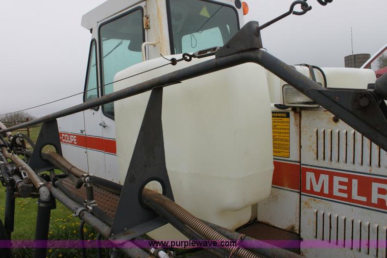 image for item 6214 1992 Melroe 220 spray coupe