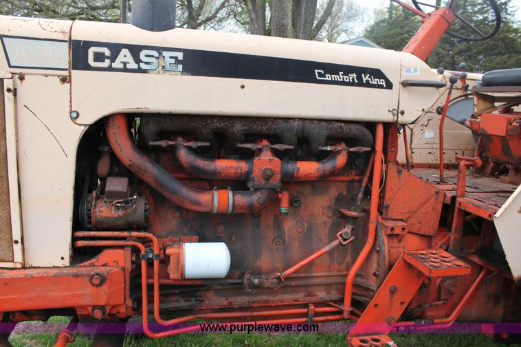image for item 6218 Case 1030 Comfort King tractor