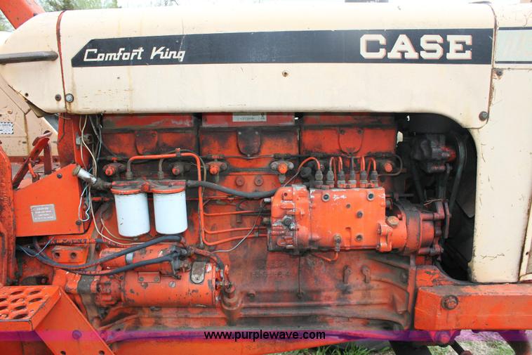 image for item 6218 Case 1030 Comfort King tractor