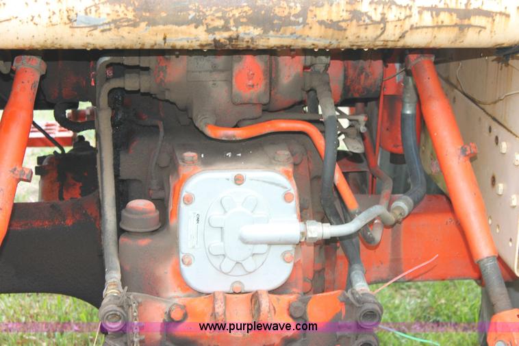 image for item 6218 Case 1030 Comfort King tractor