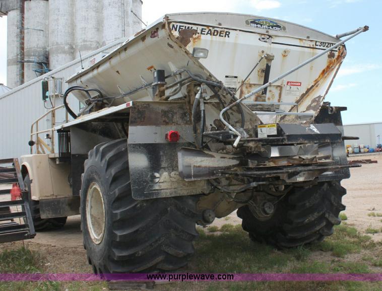 image for item 6512 Tyler 4275 floater truck