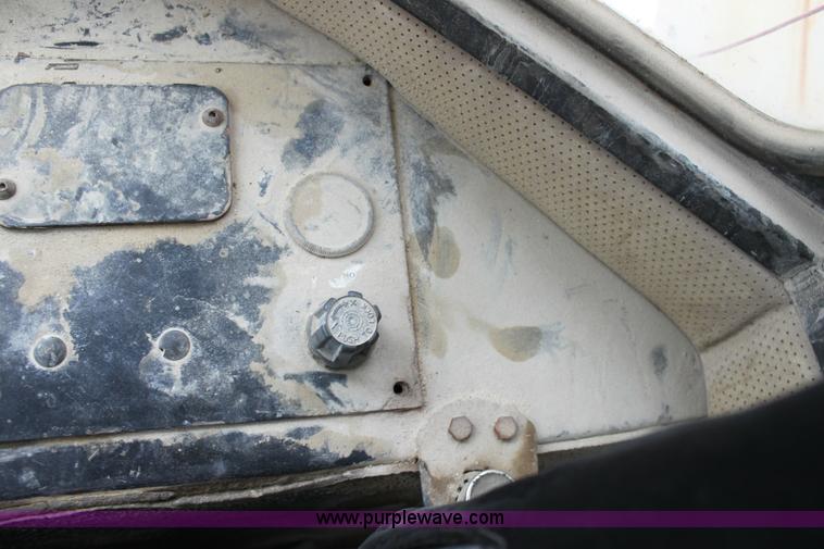 image for item 6512 Tyler 4275 floater truck