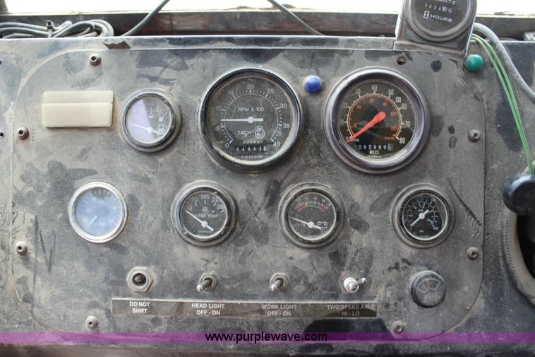 image for item 6512 Tyler 4275 floater truck