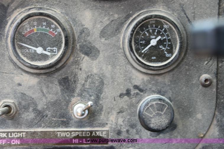 image for item 6512 Tyler 4275 floater truck