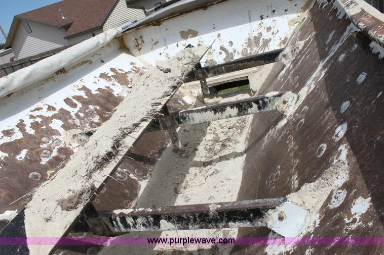 image for item 6512 Tyler 4275 floater truck