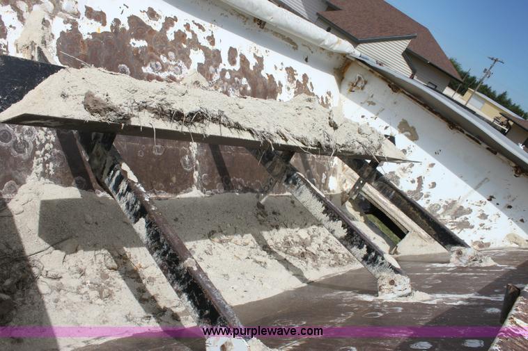 image for item 6512 Tyler 4275 floater truck