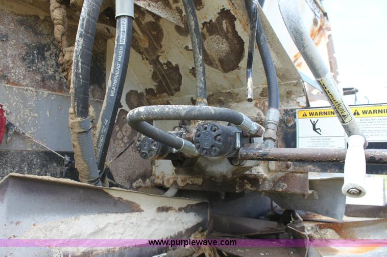 image for item 6512 Tyler 4275 floater truck