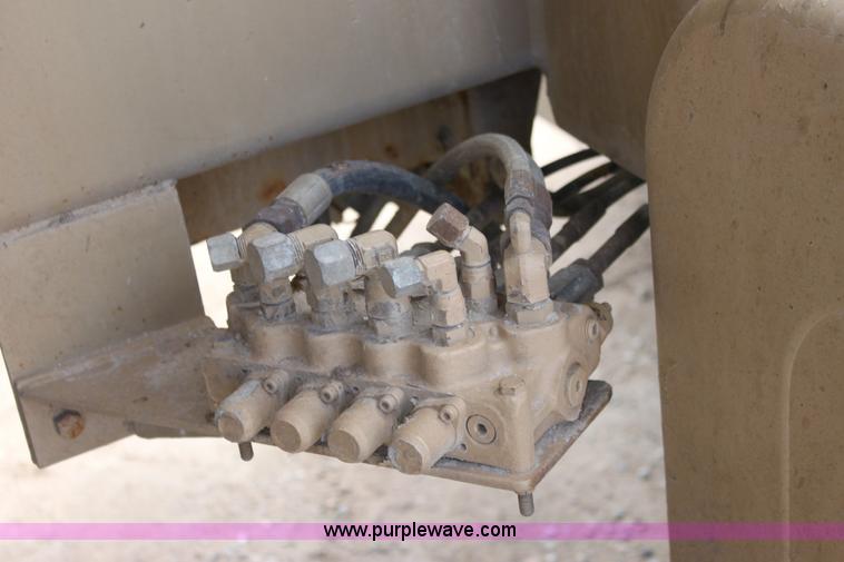 image for item 6512 Tyler 4275 floater truck