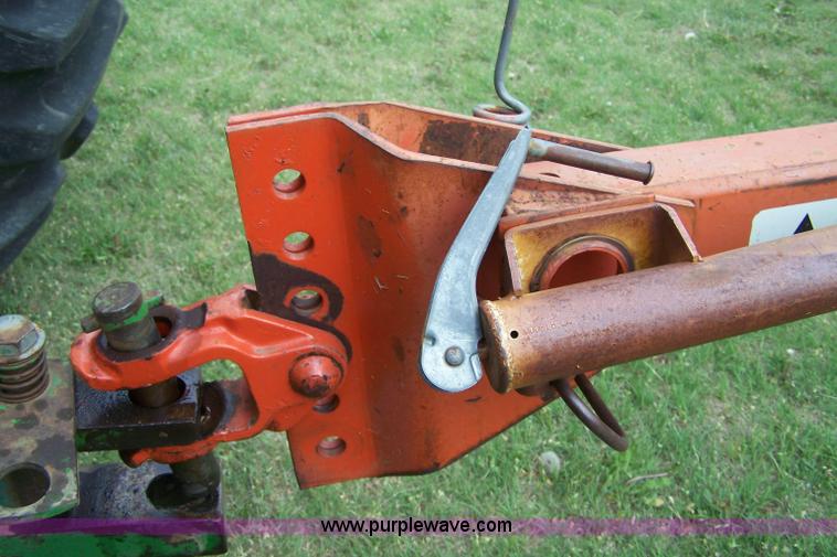 image for item 7290 Allis Chalmers 333 six row planter