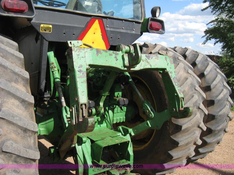 image for item 8058 1984 John Deere 4650 tractor