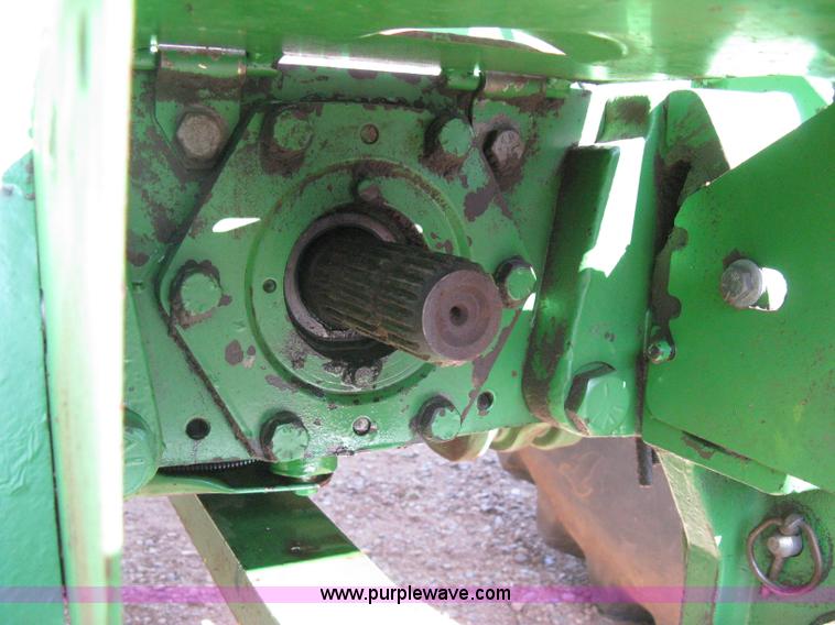 image for item 8058 1984 John Deere 4650 tractor