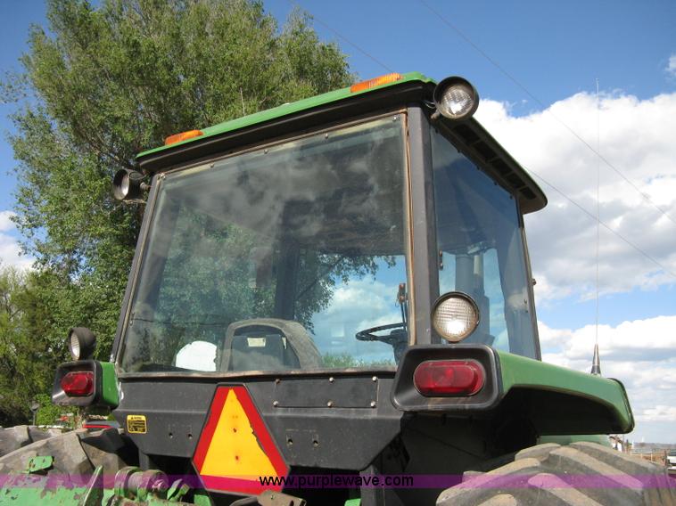 image for item 8058 1984 John Deere 4650 tractor