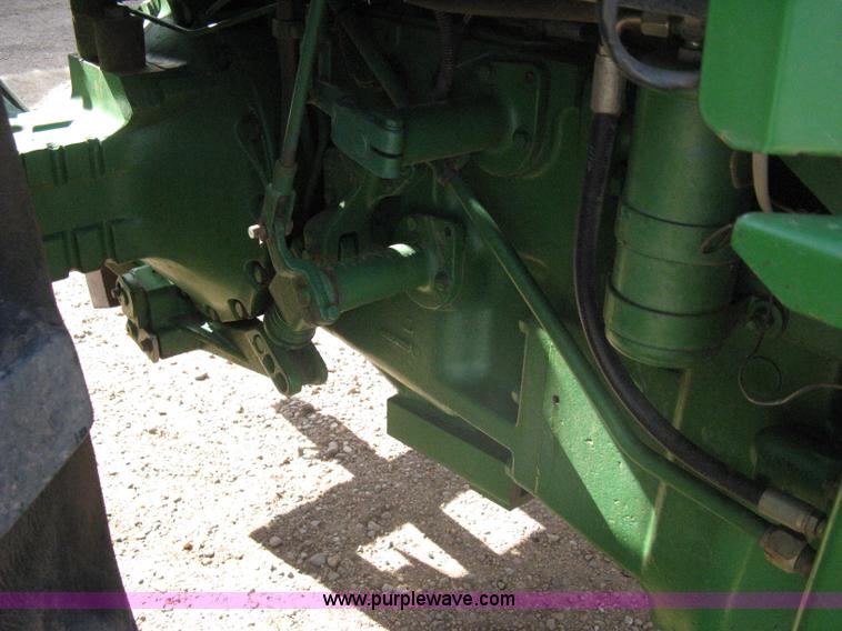 image for item 8058 1984 John Deere 4650 tractor