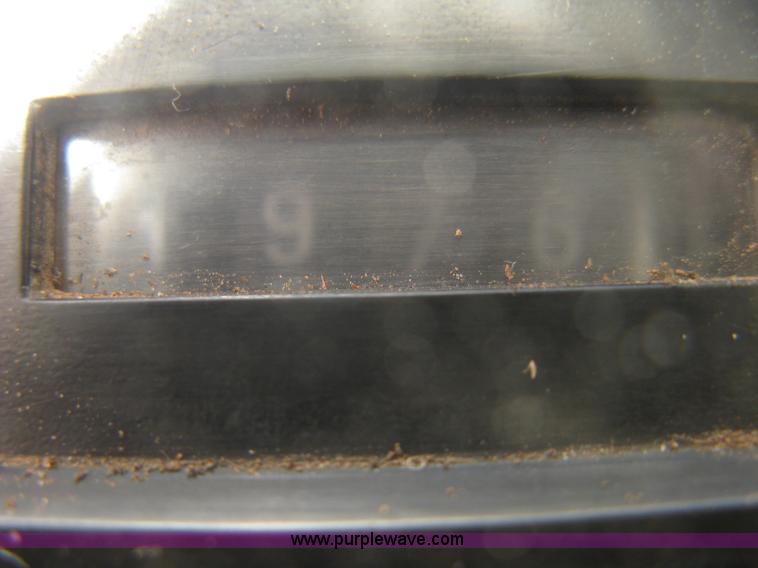 image for item 8058 1984 John Deere 4650 tractor