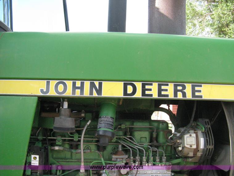 image for item 8058 1984 John Deere 4650 tractor