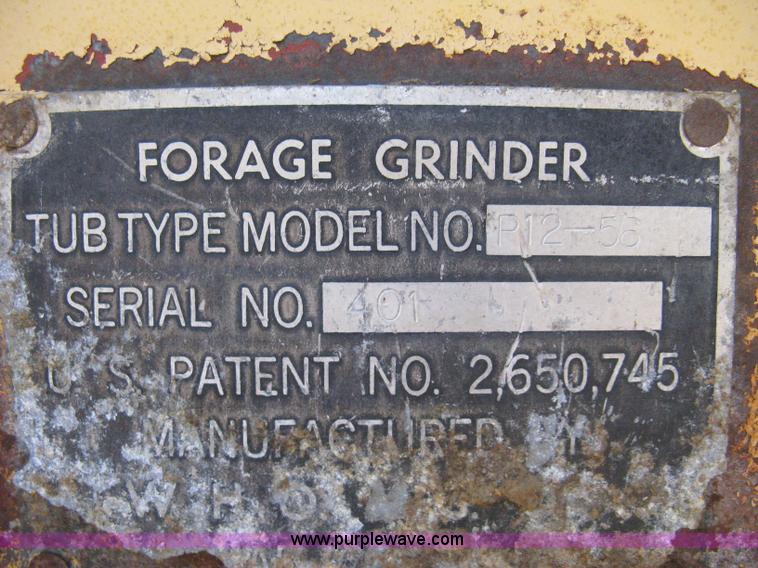 image for item 8059 Forage tub grinder