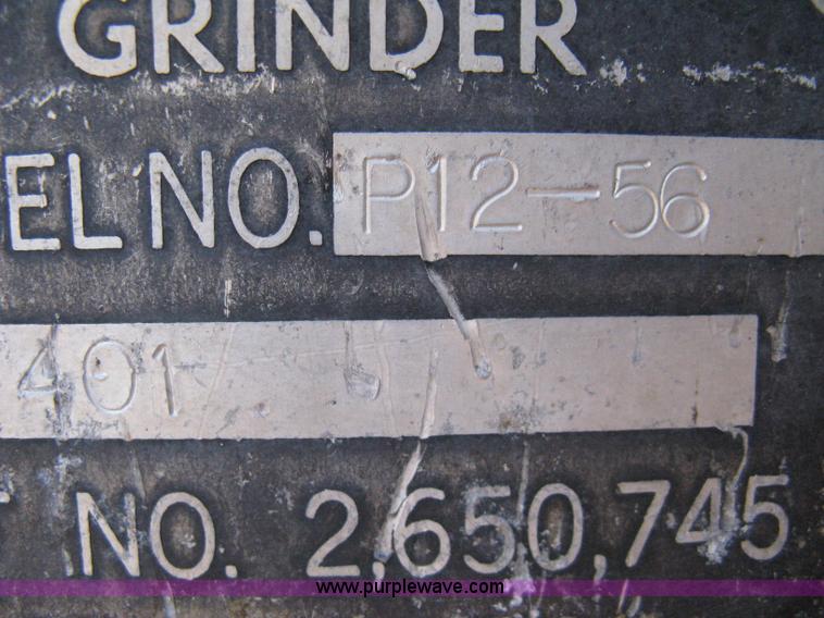 image for item 8059 Forage tub grinder