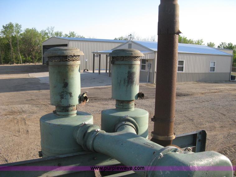 image for item 8059 Forage tub grinder