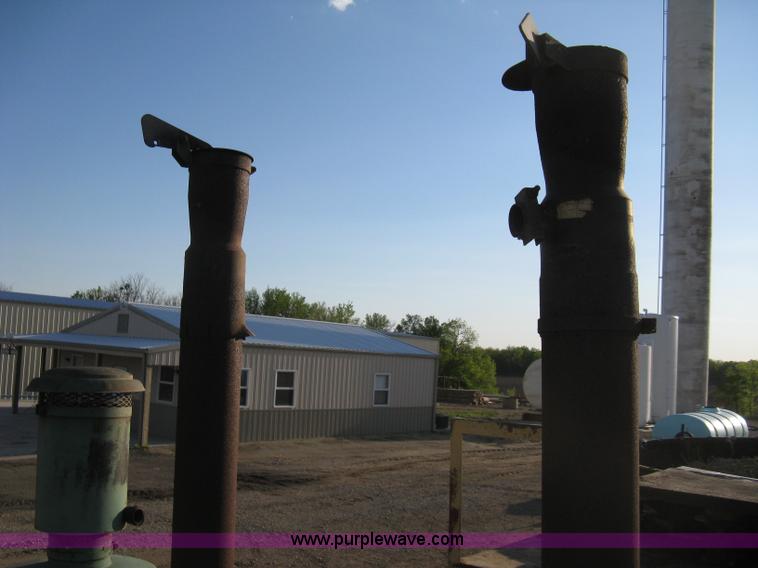 image for item 8059 Forage tub grinder