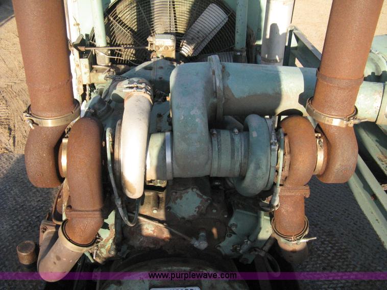 image for item 8059 Forage tub grinder