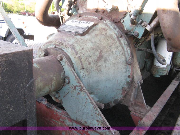 image for item 8059 Forage tub grinder