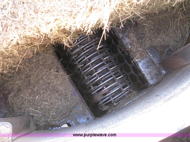 image for item 8059 Forage tub grinder