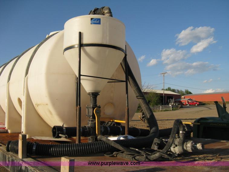 image for item 8060 1987 International S1955 flatbed tender truck