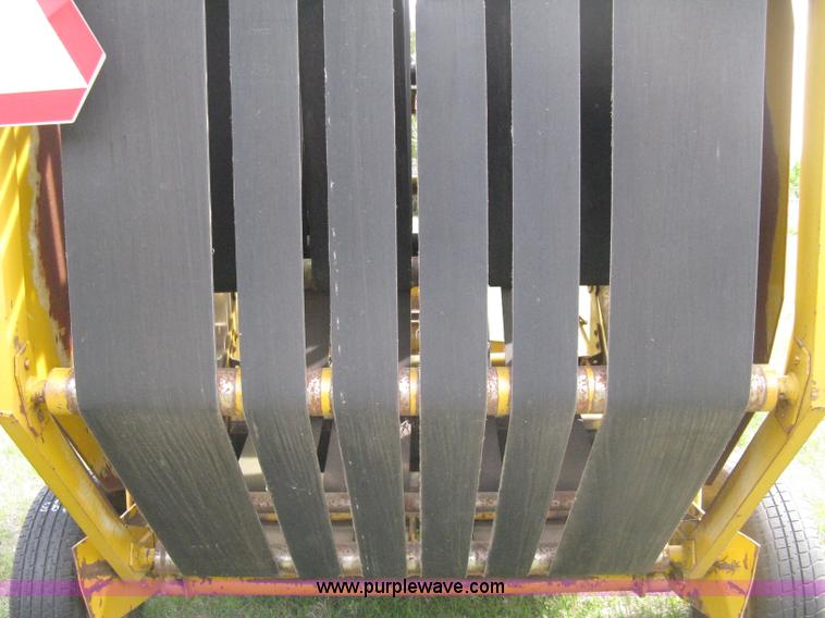 image for item 8072 Vermeer 504C round baler