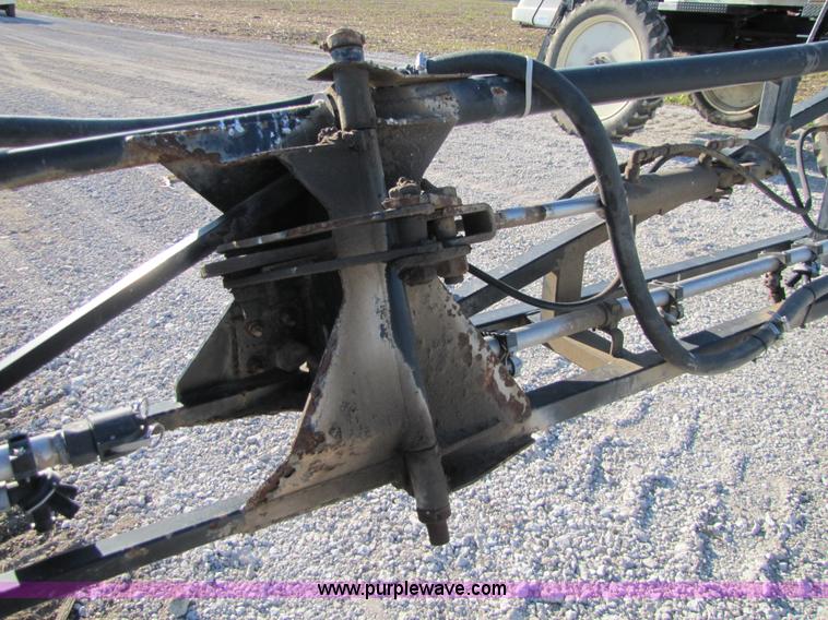 image for item 8571 1997 Willmar Ranger 7200 self propelled sprayer