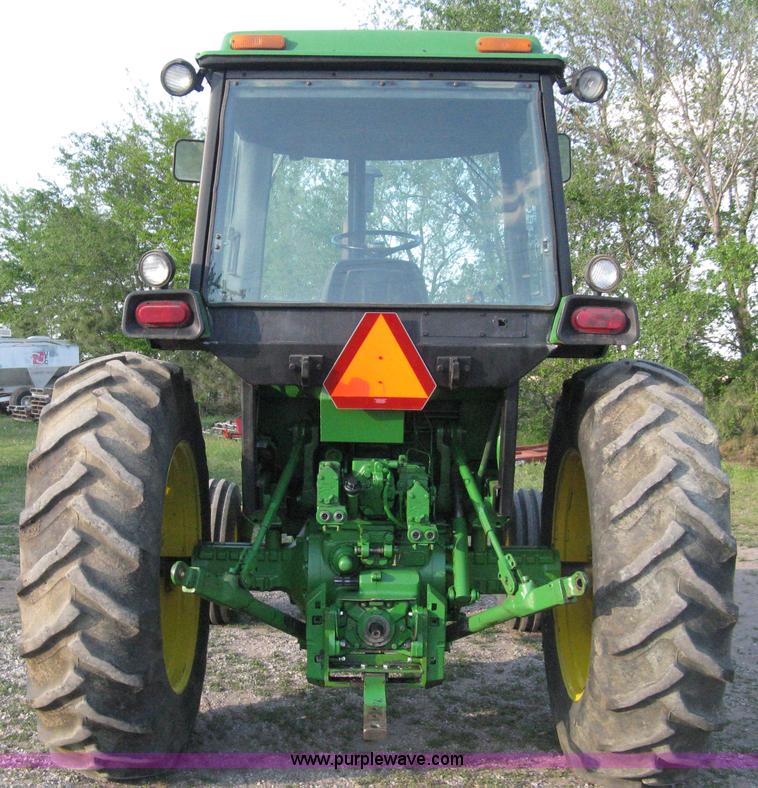 image for item 9059 John Deere 4240 tractor