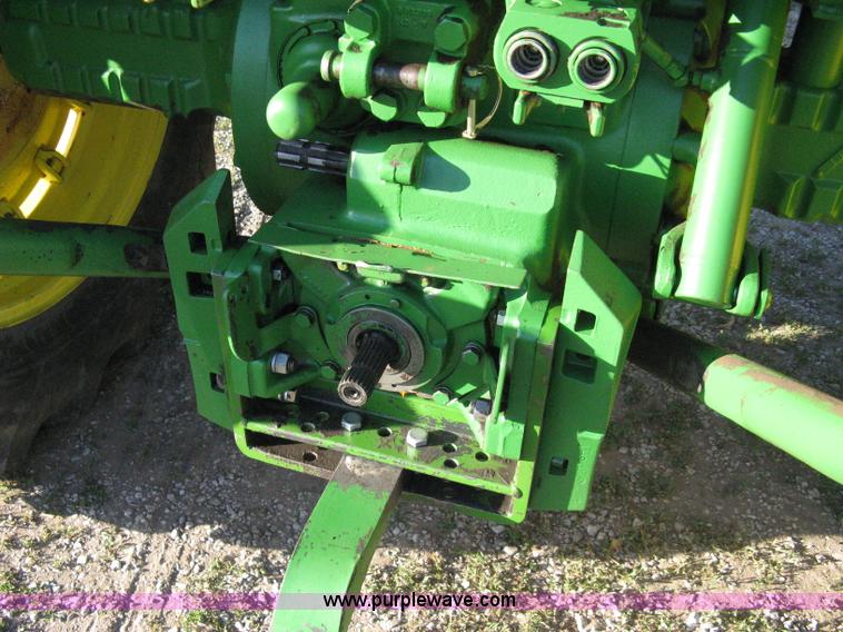 image for item 9059 John Deere 4240 tractor