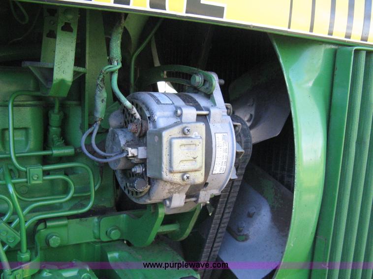 image for item 9059 John Deere 4240 tractor