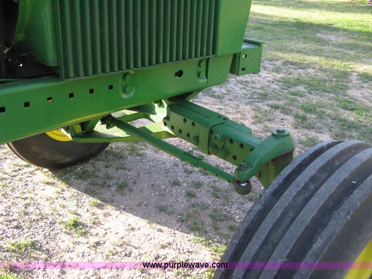image for item 9059 John Deere 4240 tractor