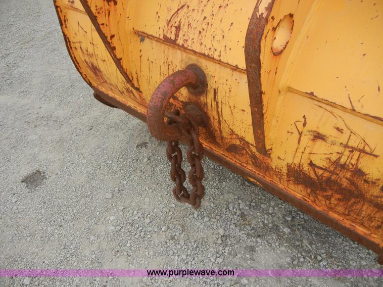 image for item 2366 45" bucket with five teeth