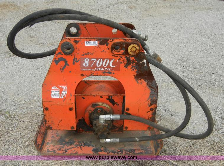 Compac plate compactor in Topeka, KS | Item 2368 sold | Purple Wave