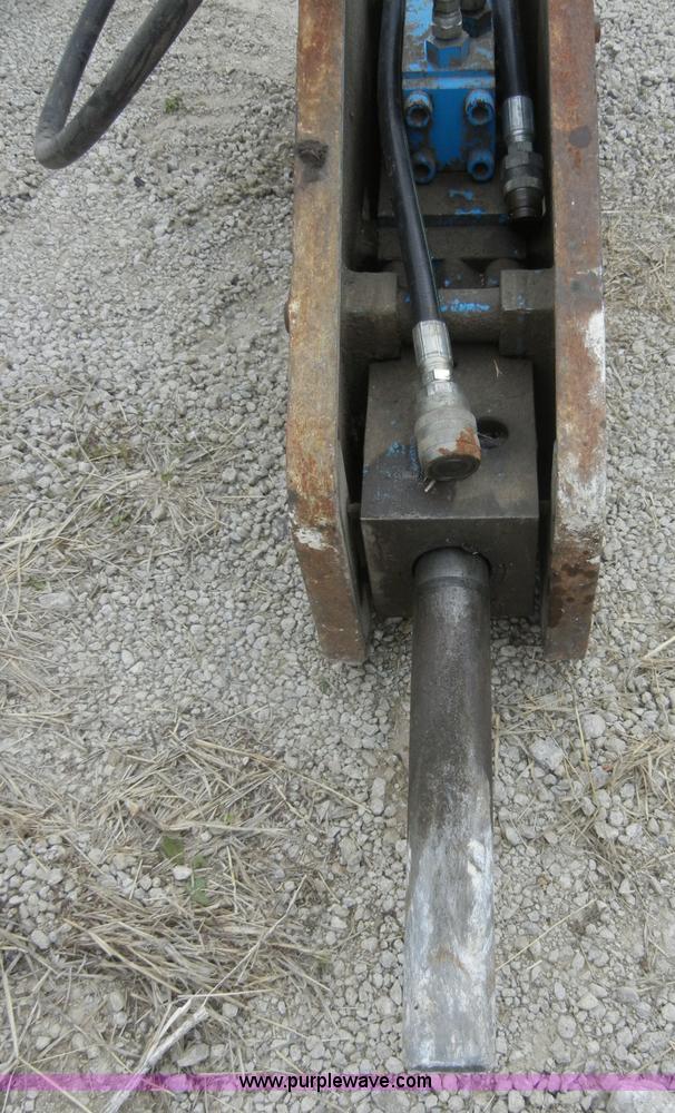 image for item 2386 Okada 304B hydraulic breaker