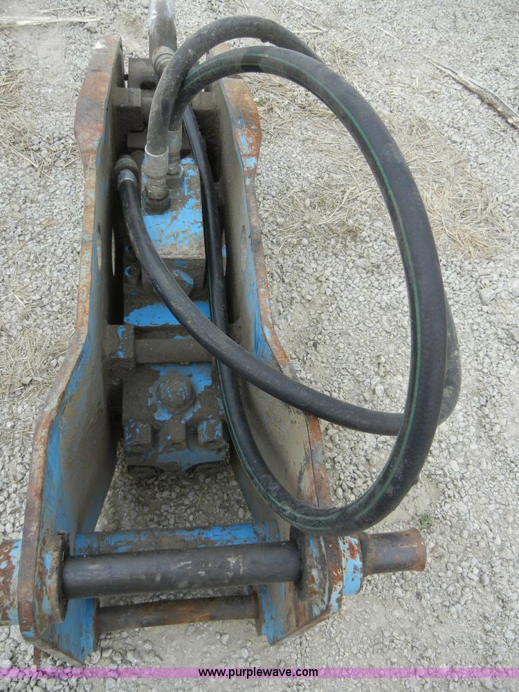 image for item 2386 Okada 304B hydraulic breaker