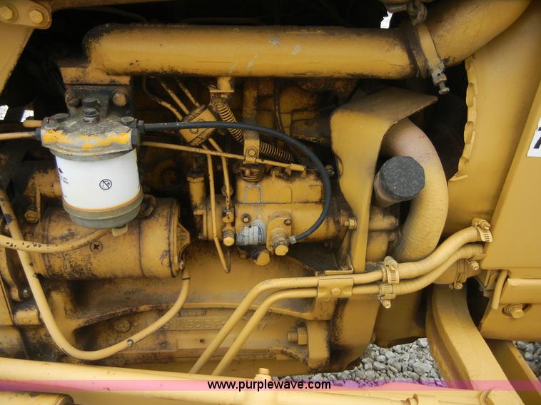 image for item 2394 Ford tractor