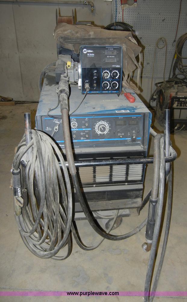 image for item 2407 Miller Dimension 452 MIG welder