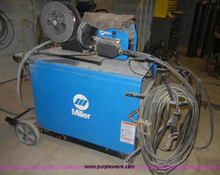 image for item 2407 Miller Dimension 452 MIG welder