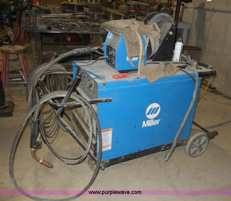image for item 2407 Miller Dimension 452 MIG welder