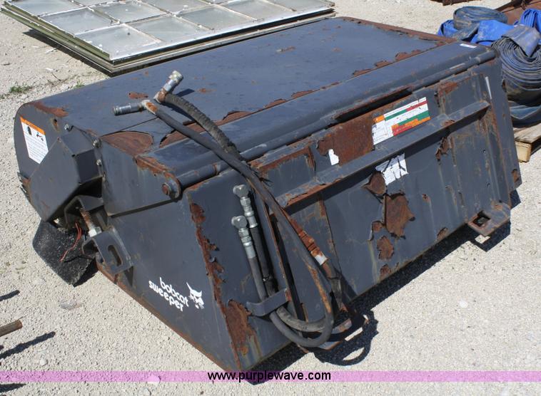 image for item 4740 Bobcat sweeper skid steer attachment