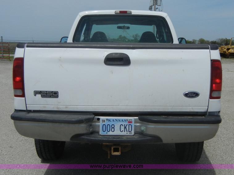 image for item 4852 1999 Ford F350 Super Duty pickup truck