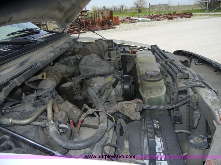 image for item 4852 1999 Ford F350 Super Duty pickup truck