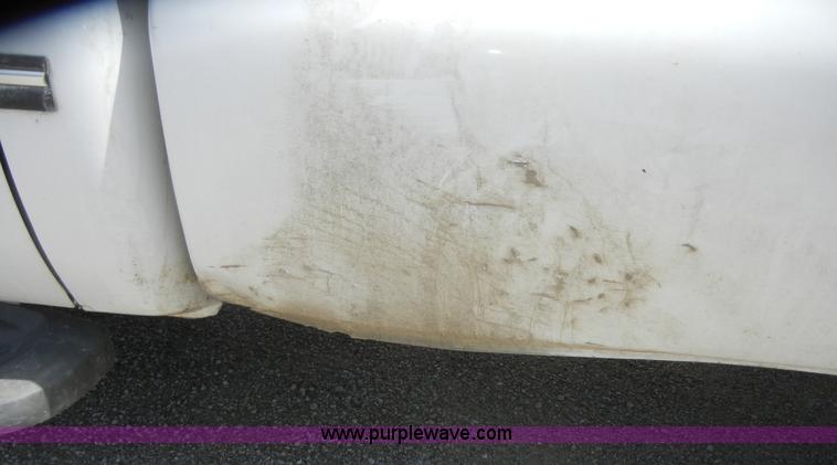 image for item 4852 1999 Ford F350 Super Duty pickup truck