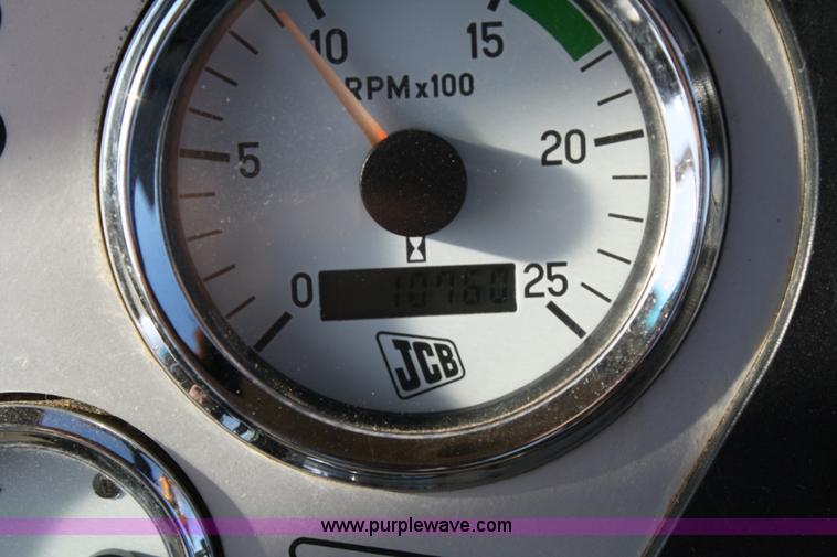 image for item 4880 2006 JCB 214 backhoe