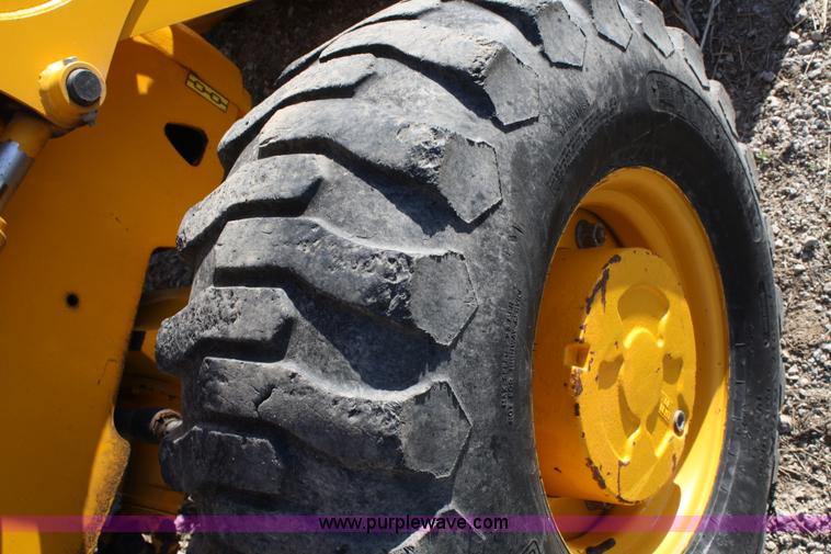 image for item 4880 2006 JCB 214 backhoe